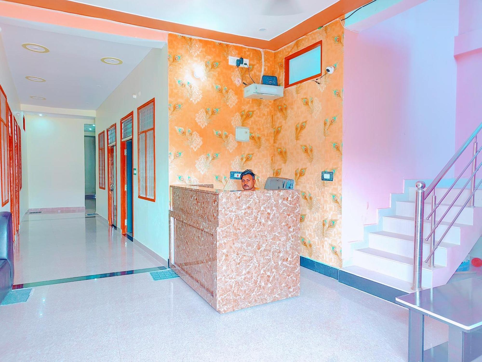 Hotel Raghukul Ayodhya Luaran gambar